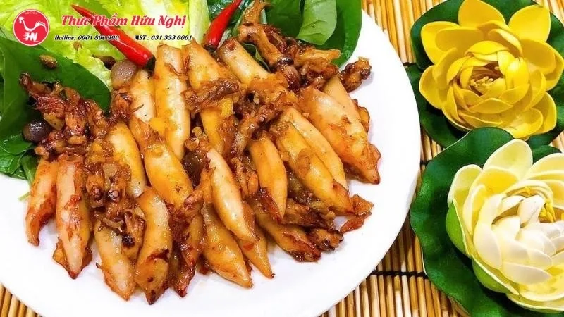 mực trứng cháy tỏi d623