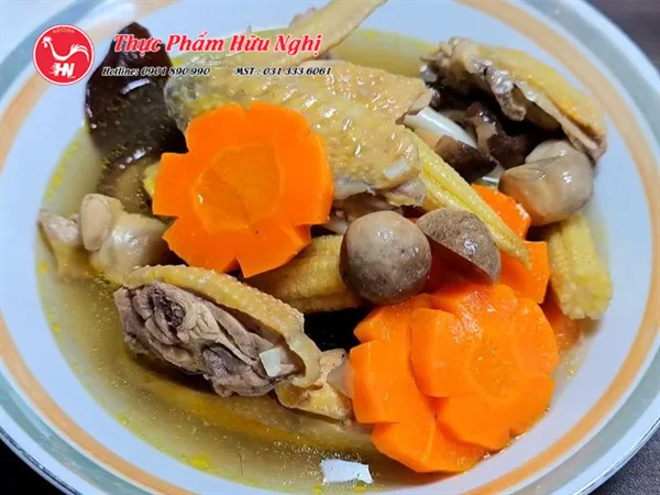 Cánh Gà Hầm Nấm rom-co-ban
