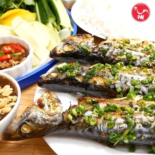 Cá nục nướng mỡ hành - Món ngon (1)