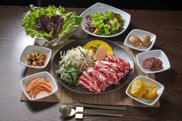 Chế biến món Salad thịt bò ba chỉ GG-012