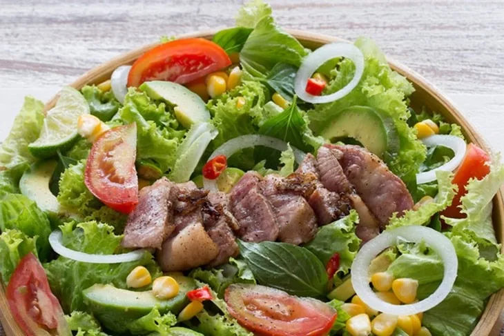 Chế biến món Salad thịt bò ba chỉ GG-0s2