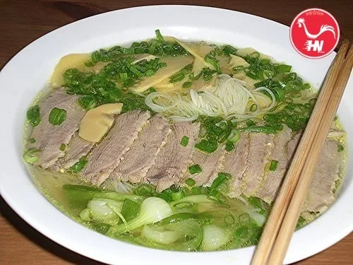 Chế biến món bún lưỡi heo móng giò g (1)