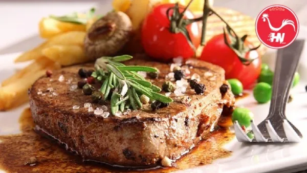 Fillet Thịt Cổ Bò - Beefsteak sốt kem nấm ấ)
