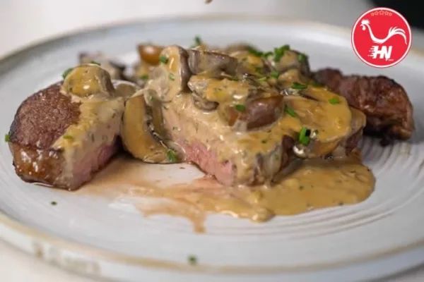 Fillet Thịt Cổ Bò - Beefsteak sốt kem nấm ag (1)