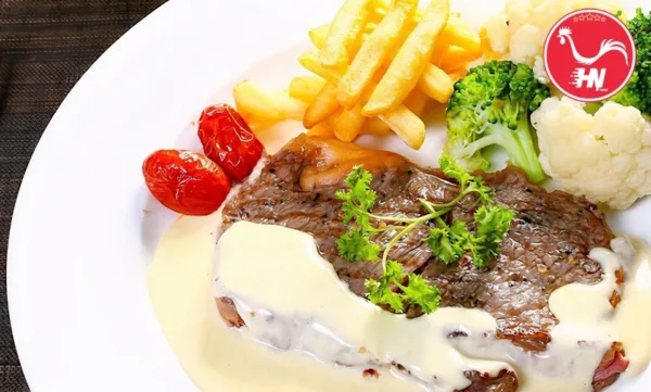 Fillet Thịt Cổ Bò - Beefsteak sốt kem nấm g (1)