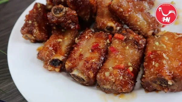 Sườn bẹ chiên sả ớt 23423g (1)