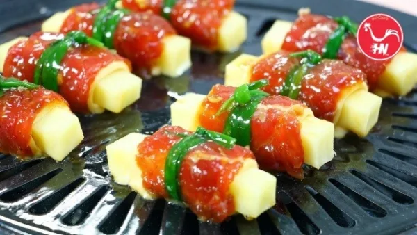 Ba chỉ bò cuộn phô mai á26á